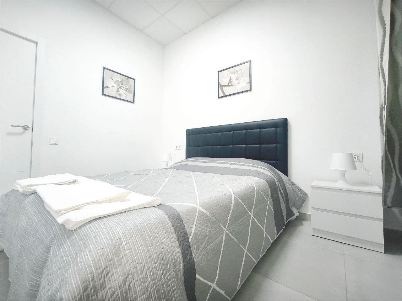 ולנסיה Apartamentos Sant Roc מראה חיצוני תמונה
